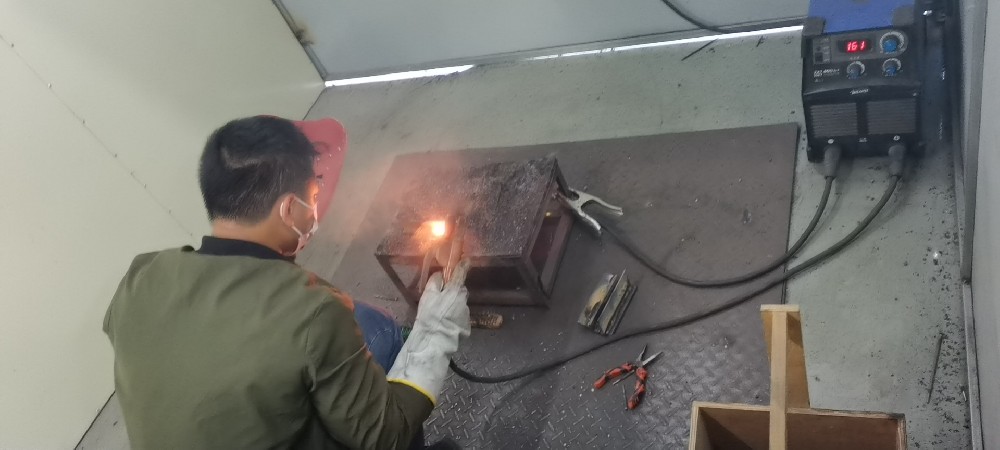 考焊工證的費(fèi)用一般多少錢?