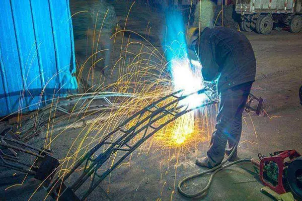 焊工操作證的考試內(nèi)容怎么樣?